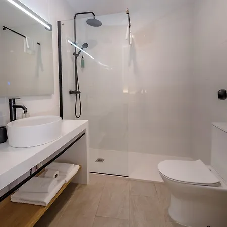 Tres Tocs Hotel 3*