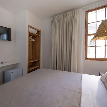 Tres Tocs Hotel