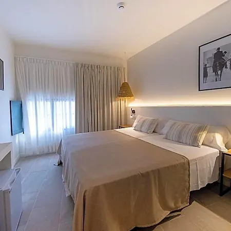Tres Tocs Hotel 3*