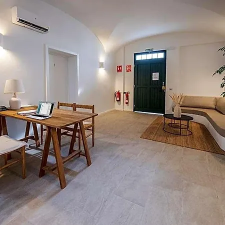 Tres Tocs Hotel